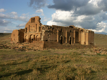 Ereruyk, basilique Saint-Jean-Baptiste. Vue générale du sud-ouest.