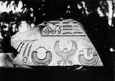 Karnak bijoux gravés